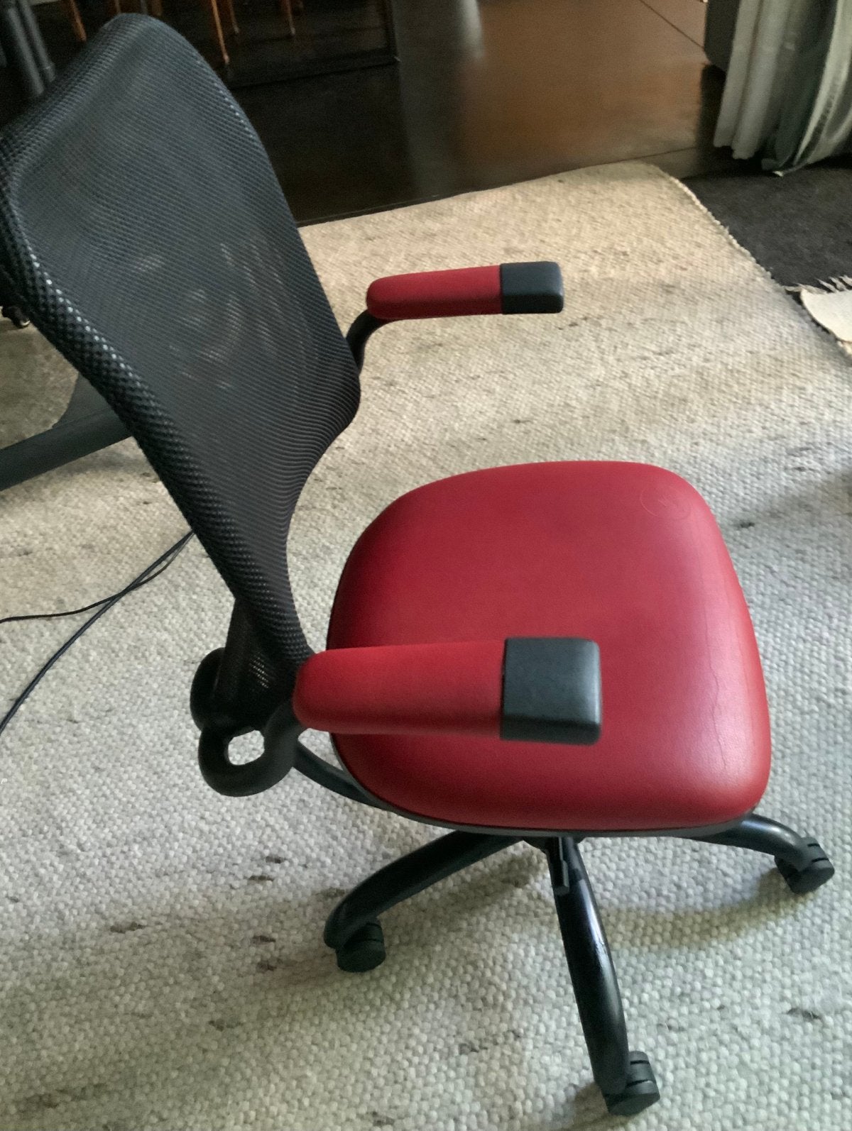 Ergonomische zitbalstoel met leuningen, merk Spinalis, Maison & Meubles, Chaises de bureau, Rouge, Comme neuf, Enlèvement, Chaise de bureau