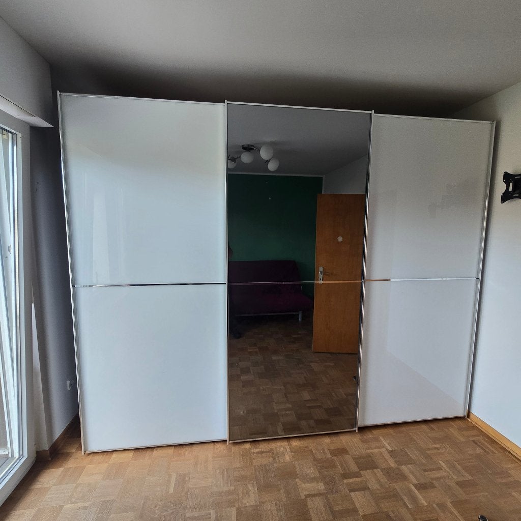 Armoire / Garde-robe 3 portes coulissantes 300 cm, Maison & Meubles, Avec tiroir(s), 200 cm ou plus, Comme neuf, Enlèvement