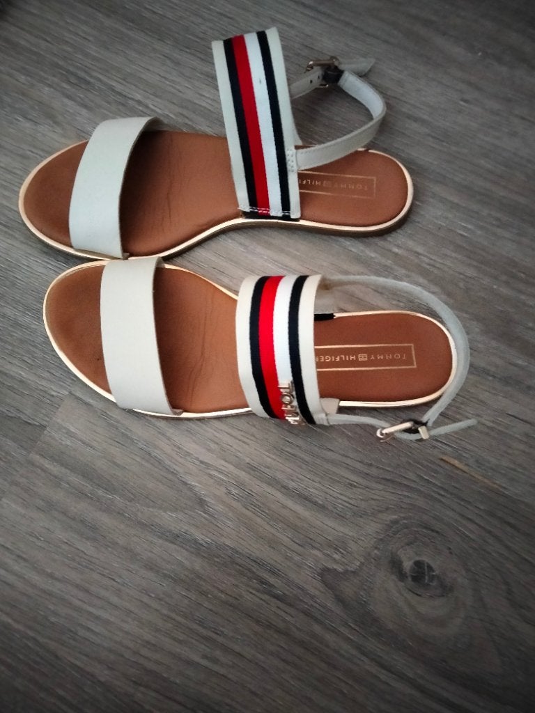 Sandales Tommy Hilfiger, Ophalen, Zo goed als nieuw
