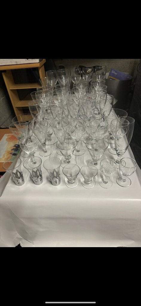 Service 50 verres - (Gravés, Cristal, Pied rose), Enlèvement