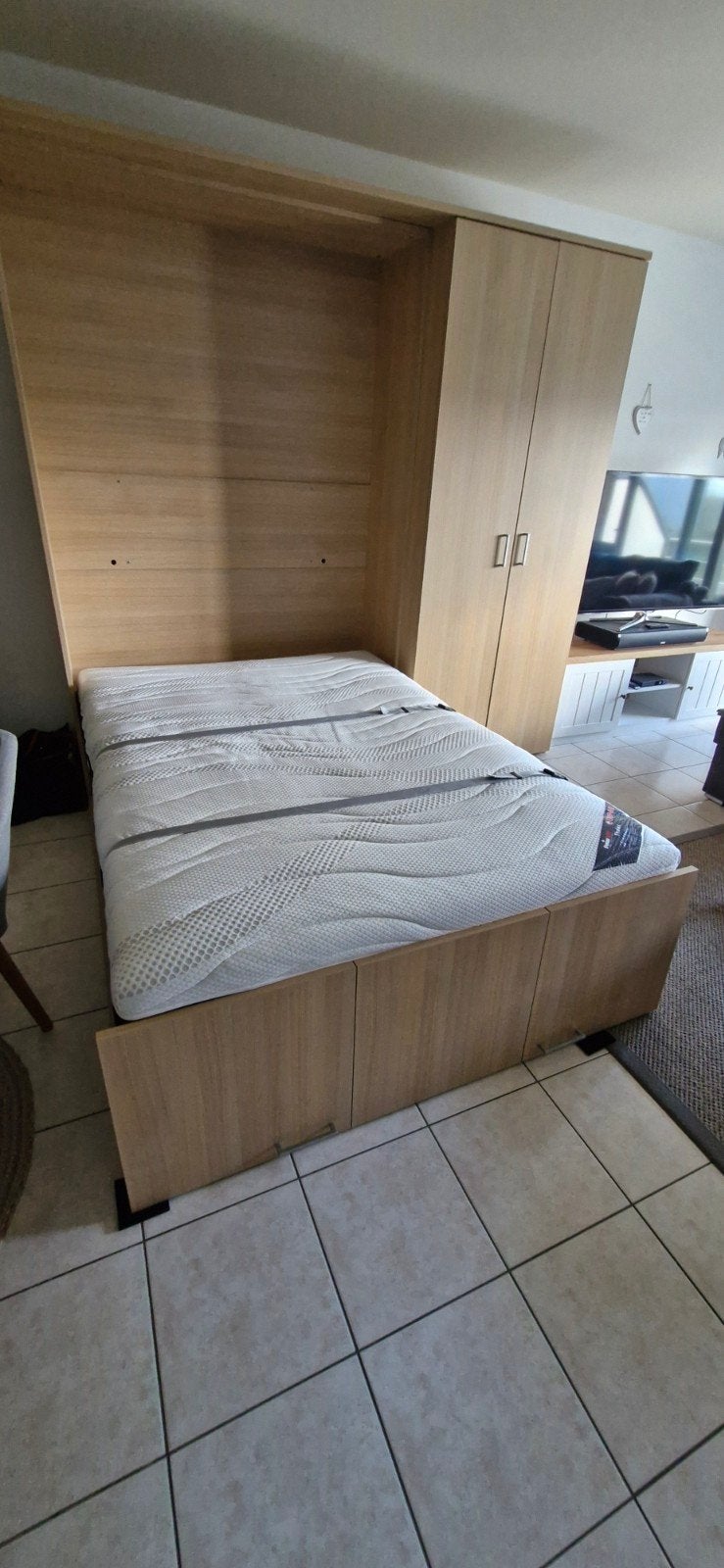 Lit escamotable avec matelas, Maison & Meubles, Chambre à coucher | Chambres à coucher complètes, Enlèvement, Comme neuf