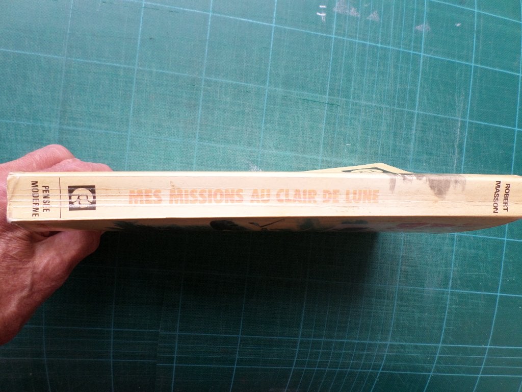 Mes missions au clair de lune (Robert Masson) – 1975 – 252 p, Boeken, Luchtmacht, Tweede Wereldoorlog, Gelezen, Robert Masson