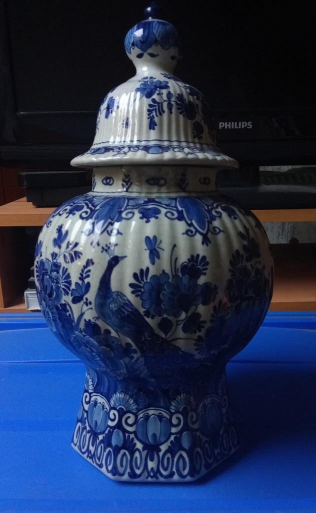 Vase delft, Enlèvement