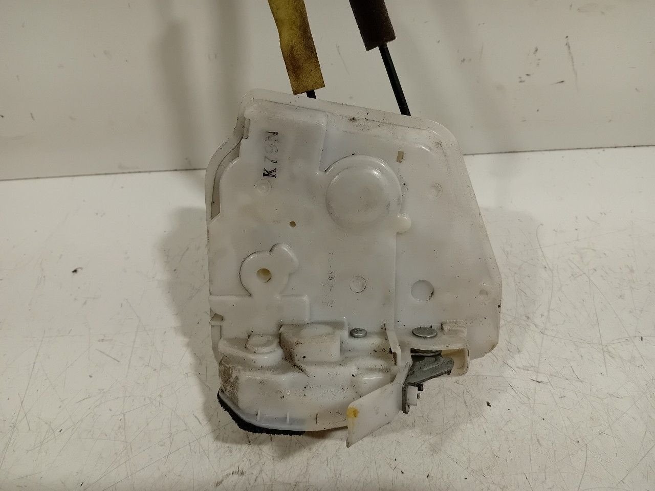 Slot mechaniek portier elektrisch centrale vergrendeling rec, Onderdelen@venauto.nl, Van der Ven Autorecycling B.V., Ettenseweg 76, 4706 PB Roosendaal, The Netherlands