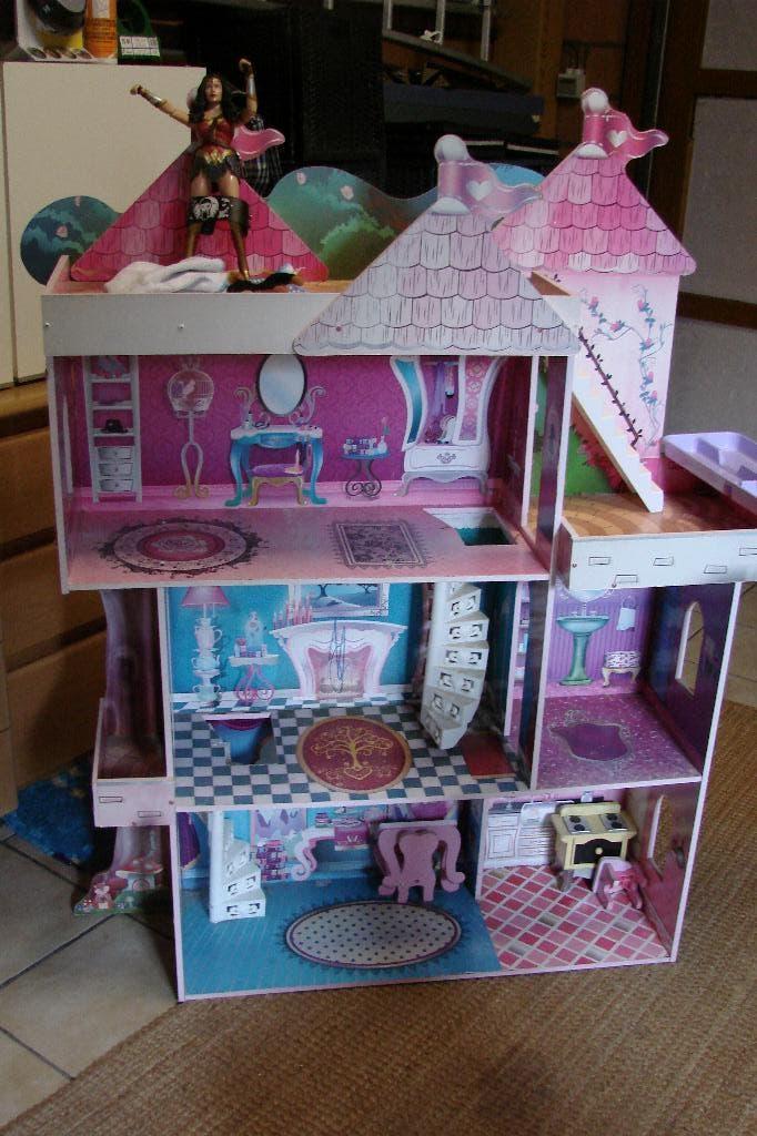 groot poppenhuis met 3 verdiepingen, Kinderen en Baby's, Speelgoed | Poppenhuizen, Ophalen, Gebruikt, Poppenhuis