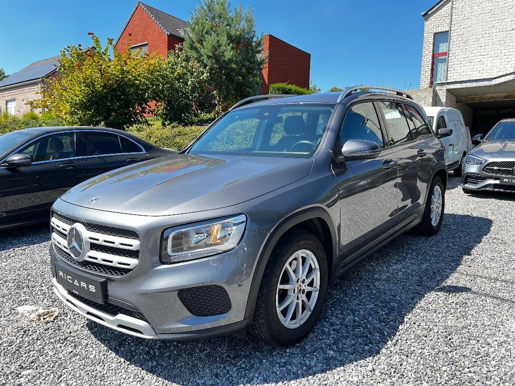 MERCEDES GLB 180 d 2.0 Camera Airco Gps Carnet GARANTIE 1an, Achat, Entreprise, Entretenue par le concessionnaire, Noir