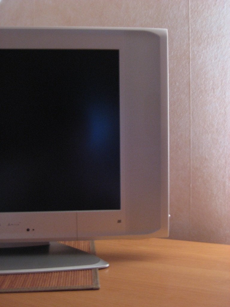 TV couleur Grundig — écran LCD Amira - gris argenté, Enlèvement, Utilisé, 60 à 80 cm, Grundig