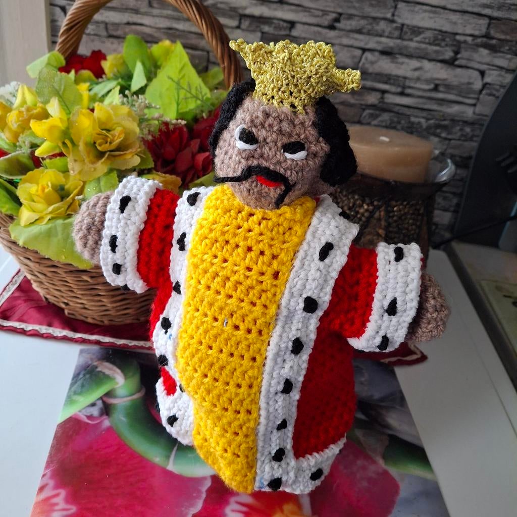 Handpop handgemaakt koning 27cm groot, Ophalen of Verzenden, Nieuw