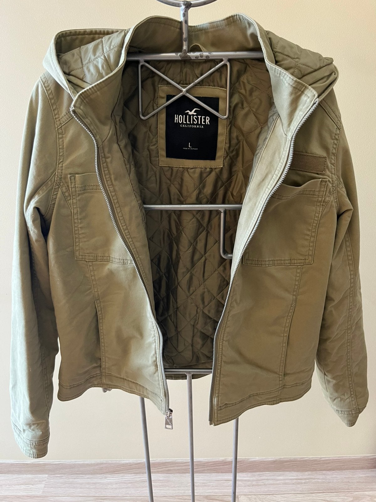 Jas Hollister maat L, Kleding | Dames, Ophalen of Verzenden, Zo goed als nieuw, Maat 42/44 (L), Groen