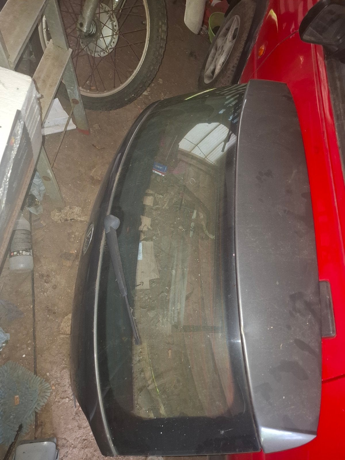 hayon arrière polo 6r 1.2 tdi, Enlèvement