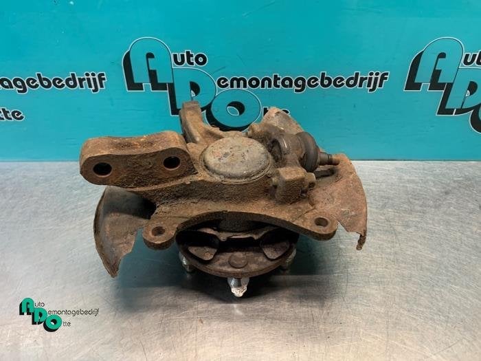 Fusee rechts-voor van een Toyota MR II (MR II W2 90-), Gebruikt, -, -, Ophalen of Verzenden