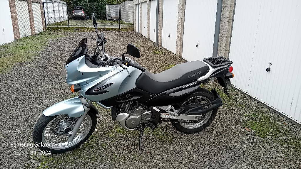 Suzuki Freewind 650, Motos, Occasion, Permis Moto A1 minimum, Particulier, 12 à 35 kW