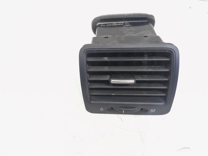 Grille aération tableau de bord d'un Volkswagen Golf, Volkswagen, -, 3 mois de garantie, Utilisé