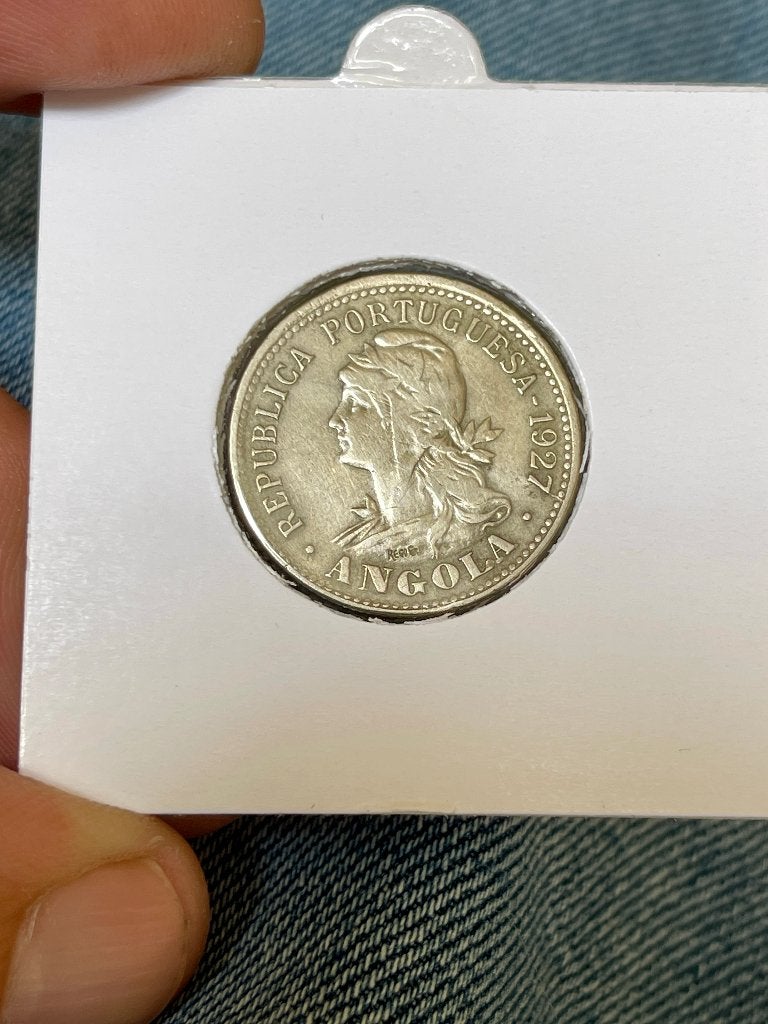 Angola 4 macutas 1927, Enlèvement, Monnaie en vrac