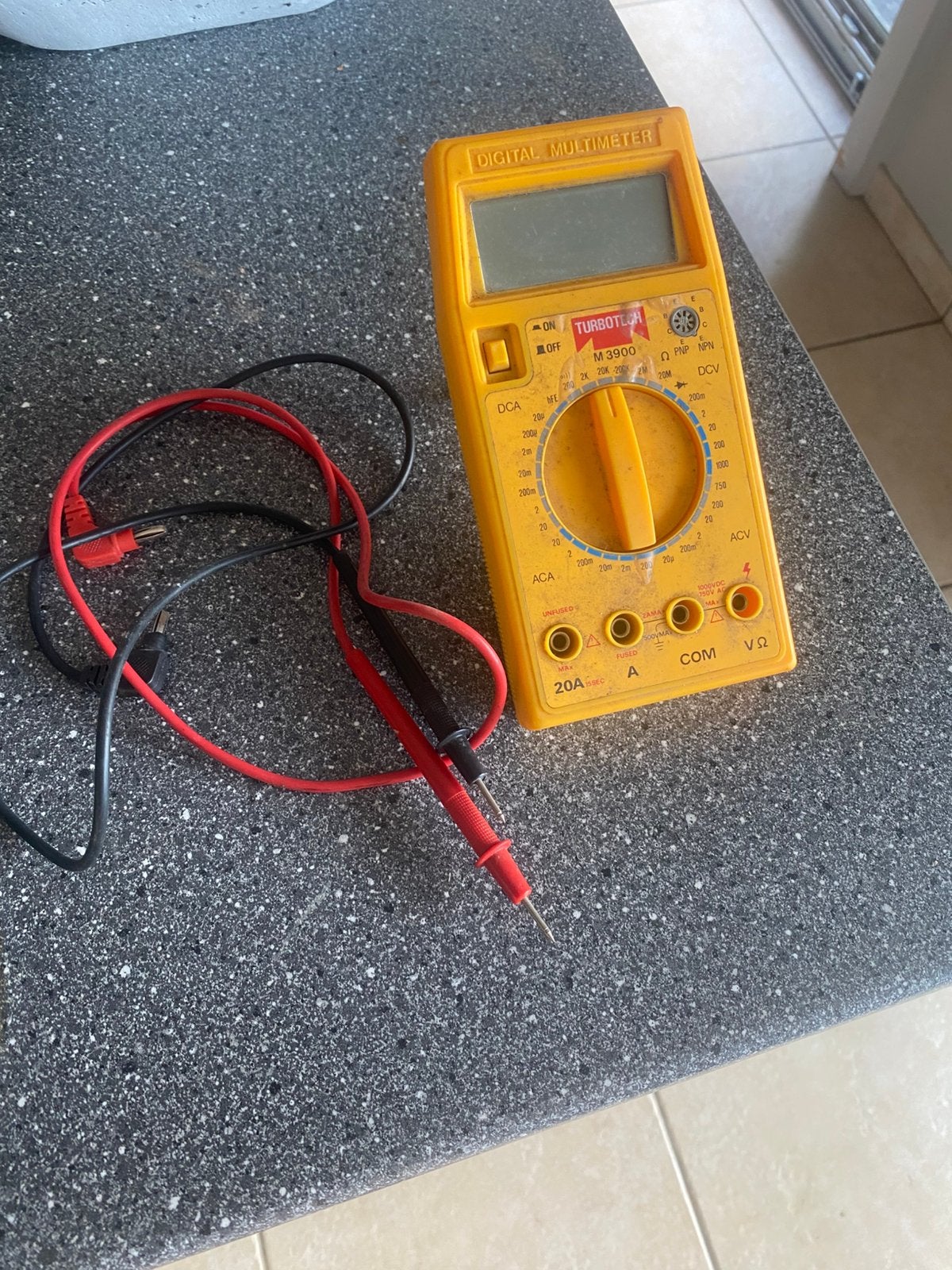 Multimeter, Doe-het-zelf en Bouw, Ophalen, Zo goed als nieuw, Multimeter