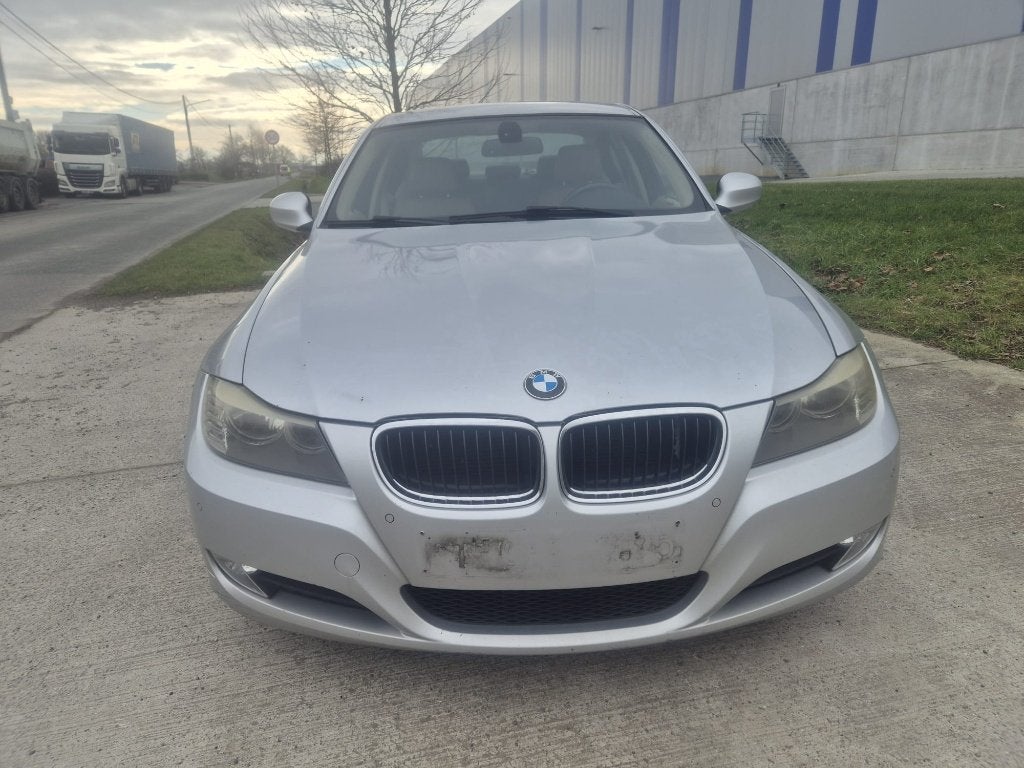 Boîte Automatique 2.0 Essence BMW 318i, Achat, Entreprise, Automatique, Essence
