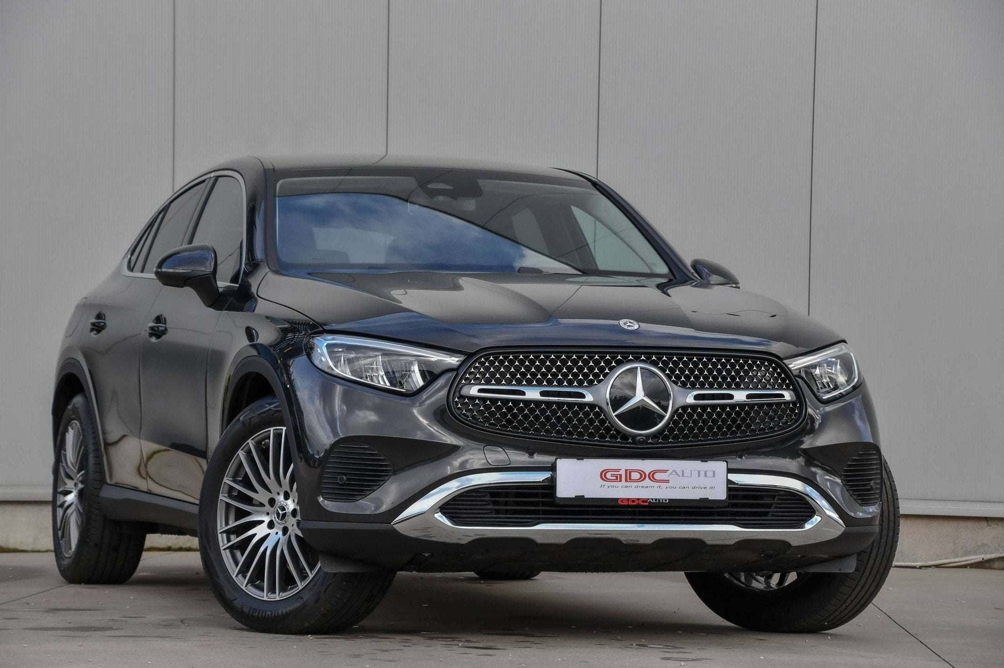 Mercedes-Benz GLC 200 GLC Coupé 200 l Star Edition l 4MATIC, Autos, Cuir, Argent ou Gris, Achat, Entreprise