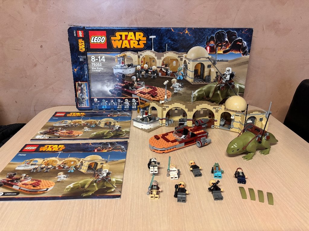 Lego Star Wars 75052 Mos Eisley Cantina volledig met, Star Wars, Lego, Ophalen of Verzenden, Zo goed als nieuw