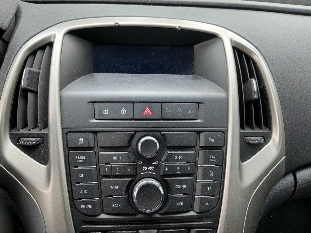 RADIO Opel Astra J Sports Tourer (PD8 / PE8 / PF8), Gebruikt, Opel, Opel Automobile GmbH, Kontakt-opel@opel.com