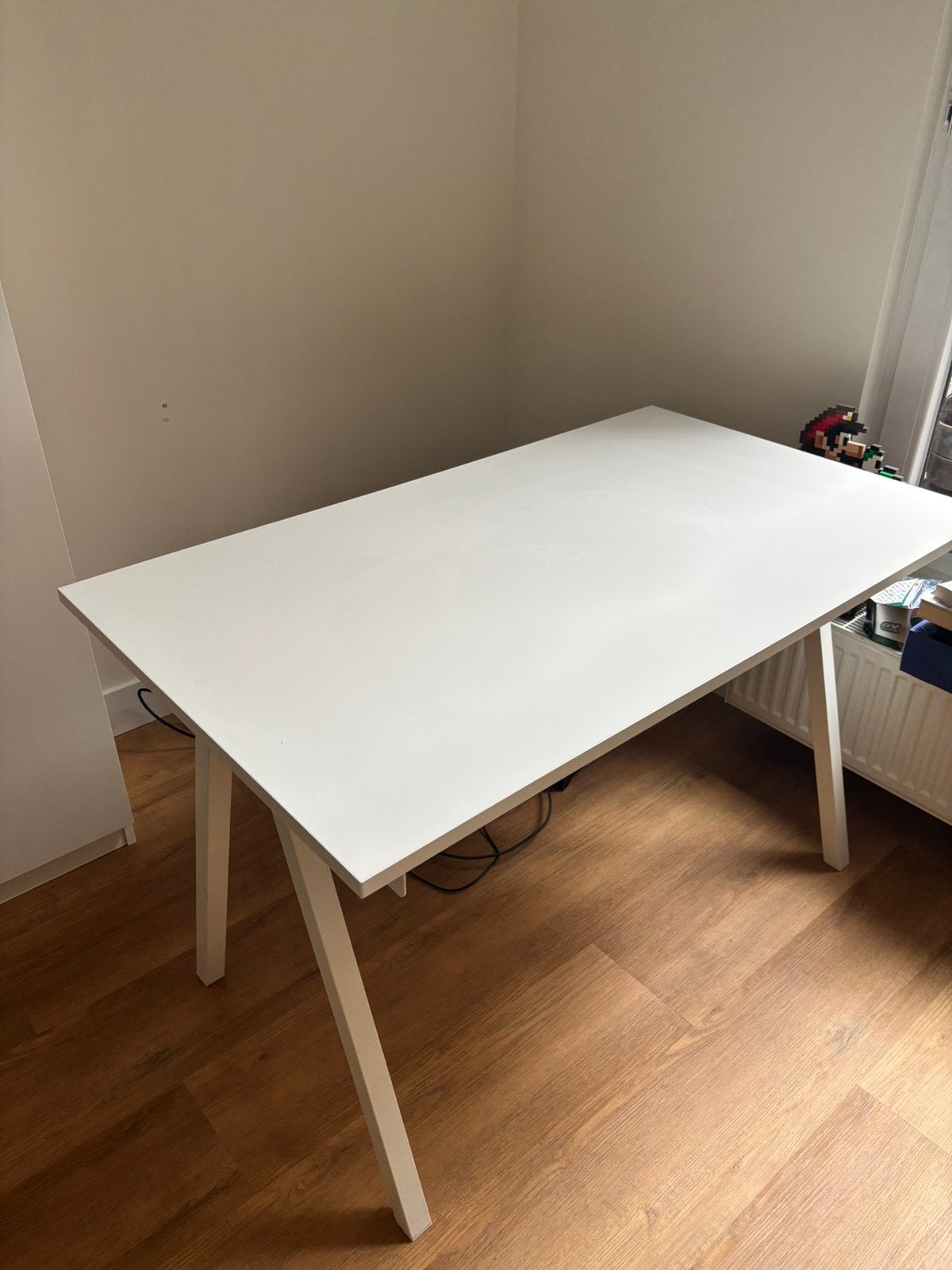 Bureau IKEA Trotten, Comme neuf, Enlèvement, IKEA, Moderne