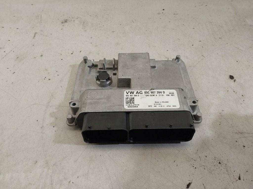 CALCULATEUR MOTEUR ECU Audi A1 Sportback (GBA) (01-2018/-), Audi, Utilisé, Lisa.Scalzo@aptiv.com, Aptiv PLC