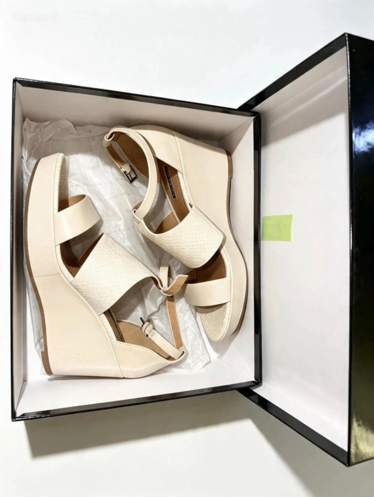 Belmondo lederen sandalen met sleehak, Ophalen of Verzenden, Zo goed als nieuw