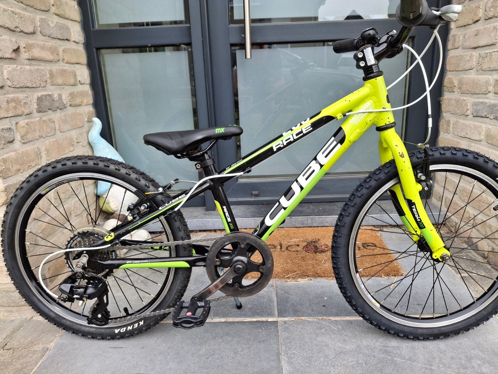 KINDERMOUNTAINBIKE CUBE 20 INCH VOLLEDIG VERNIEUWD, Fietsen en Brommers, Fietsen | Jongens, Gebruikt, 20 inch, Velgrem, Ophalen