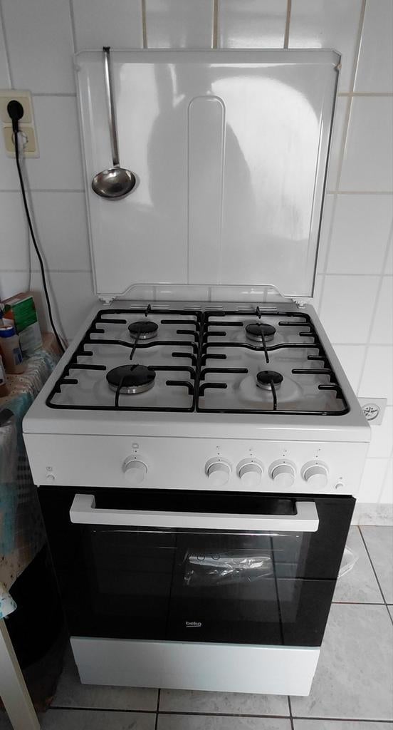 Beko Gasfornuis (FSG62010) – Werkt op normaal stopconta, Ophalen, Gas