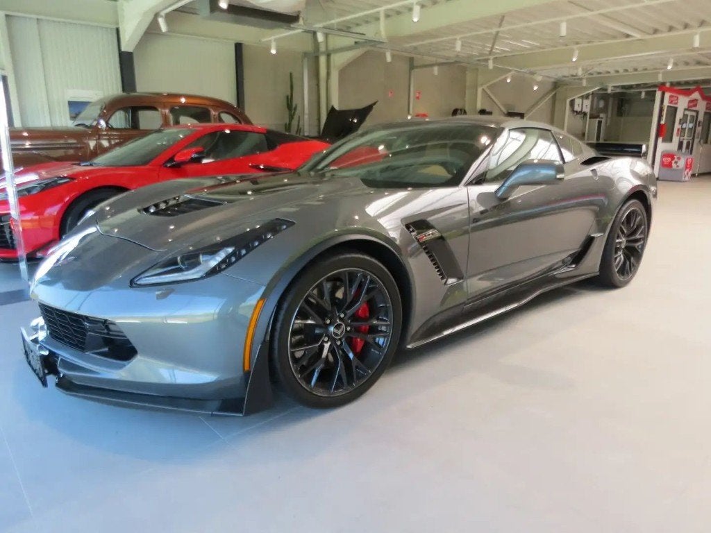 Chevrolet Corvette C7 Z06 Coupé 6.2i V8 suralimenté 3LZ, Argent ou Gris, Achat, Euro 6, Entreprise