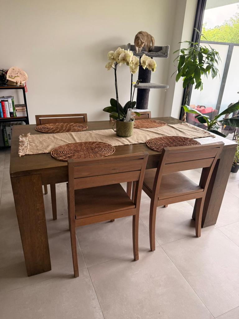 Table à manger robuste en bois massif et 4 chaises, Maison & Meubles, Tables | Tables à manger, Utilisé, 150 à 200 cm, 50 à 100 cm