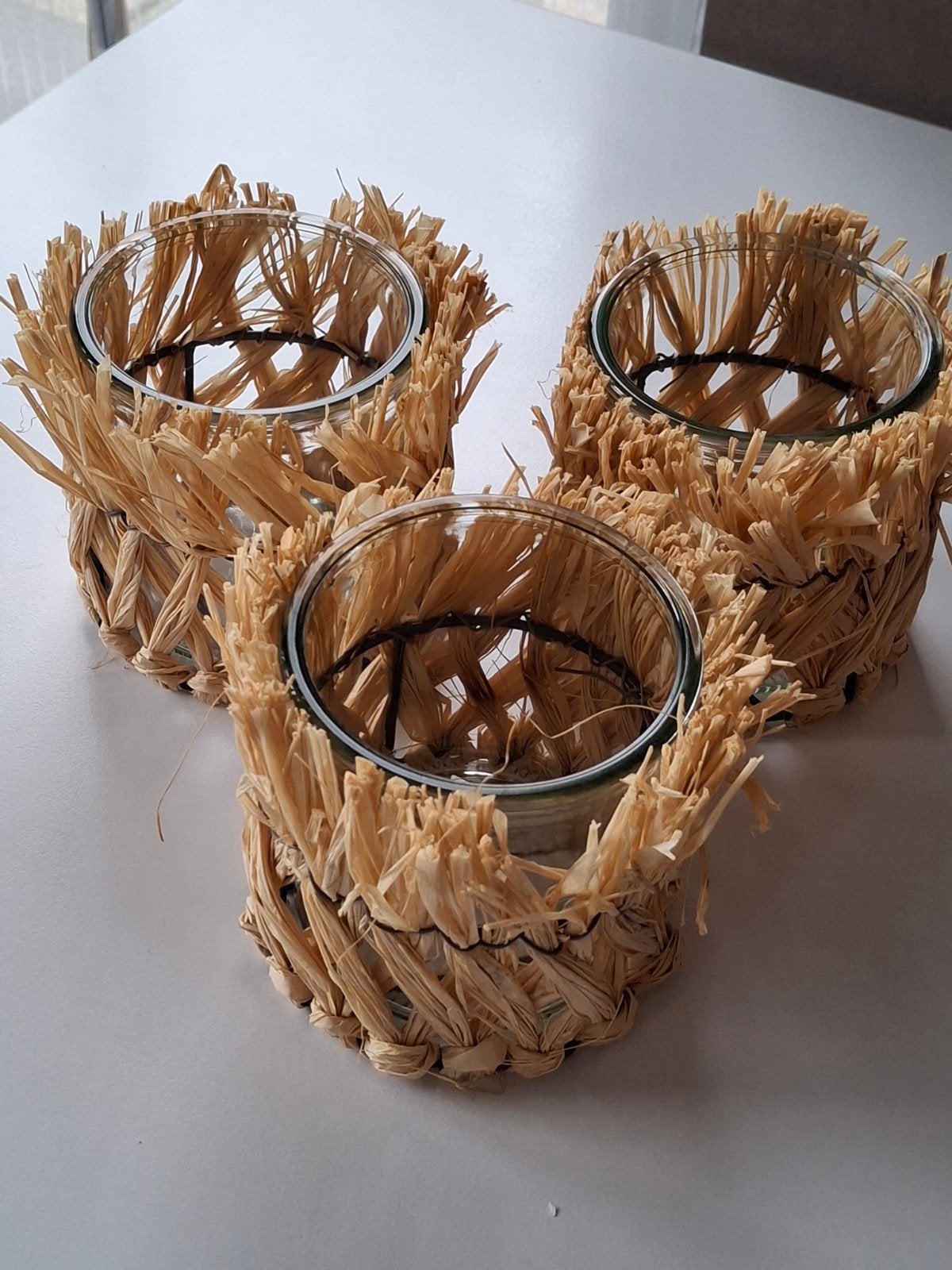 3 glazen potjes afgewerkt met stro, Ophalen