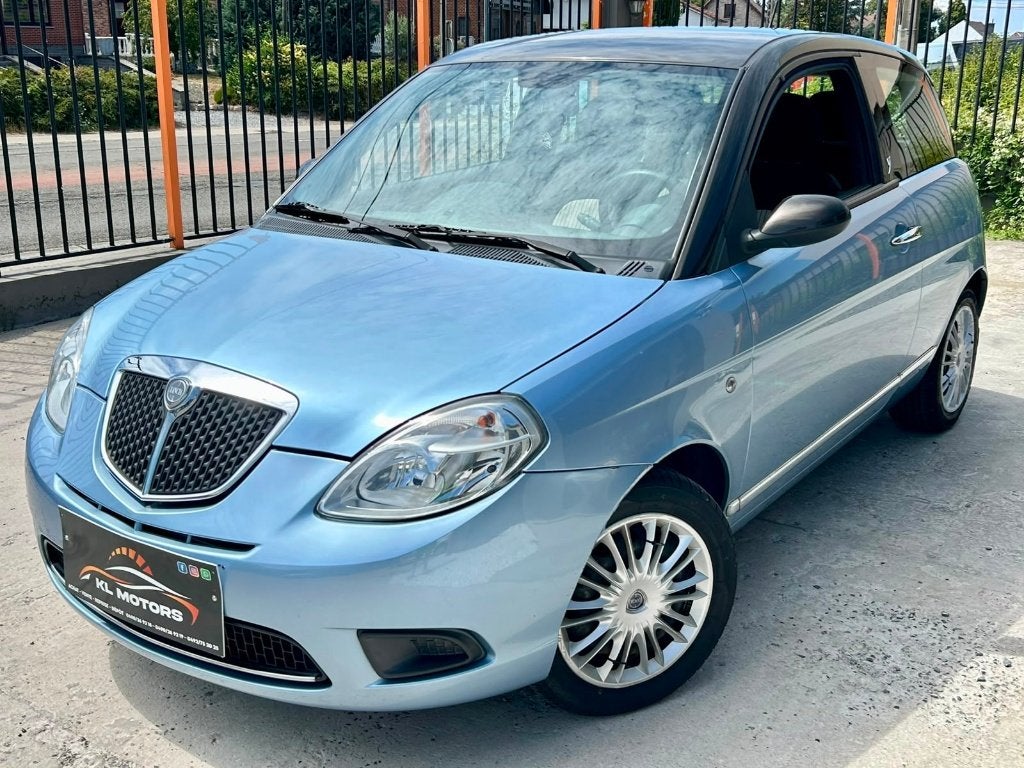 Lancia Ypsilon 1200cc bouwjaar 2008 benzine 116.000 km, Auto's, Voorwielaandrijving, 4 zetels, Stof, Blauw