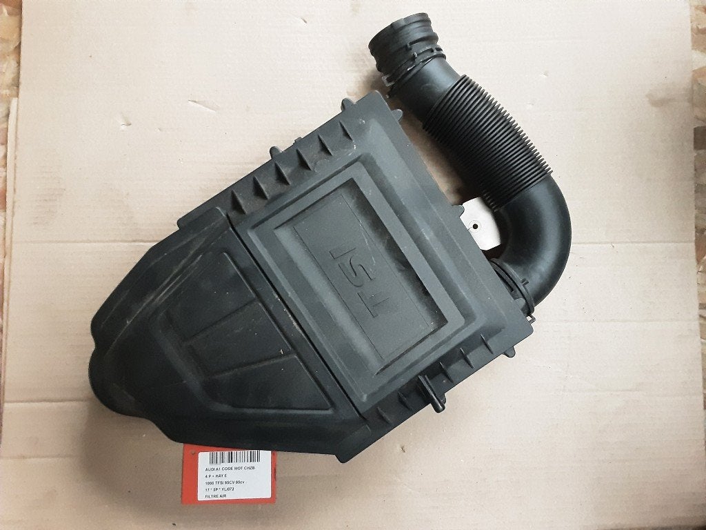 LUCHTFILTER Audi A1 Sportback (8XA / 8XF) (04C129620A), Gebruikt, Mevr. I. Hauben, Audi, Rue de l'Espoir 34 34
4030  GRIVEGNÉE, BE
