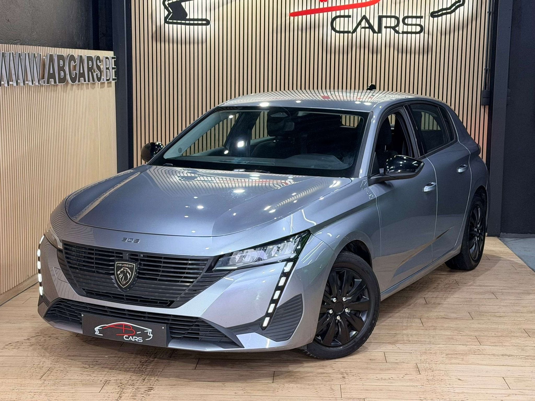 Peugeot 308 1.2i * GARANTIE 12 MOIS * 1ER PROPRIETAIRE *, Stof, Gebruikt, 1199 cc, 124 g/km