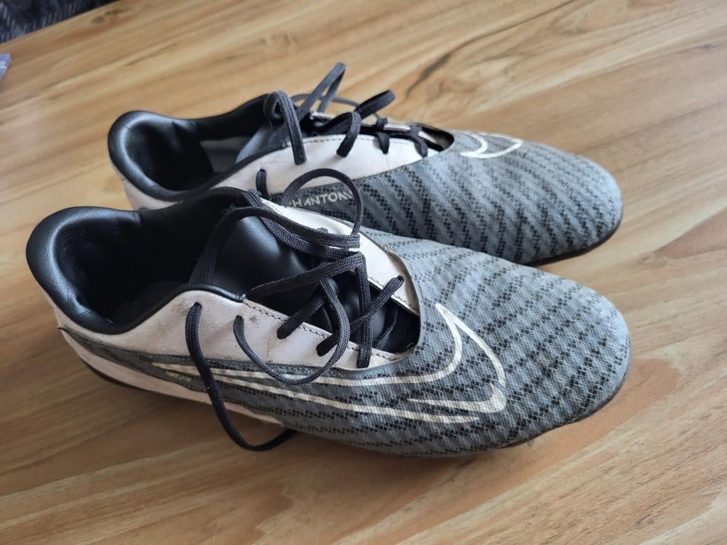 Nike Phantom gx, Ophalen