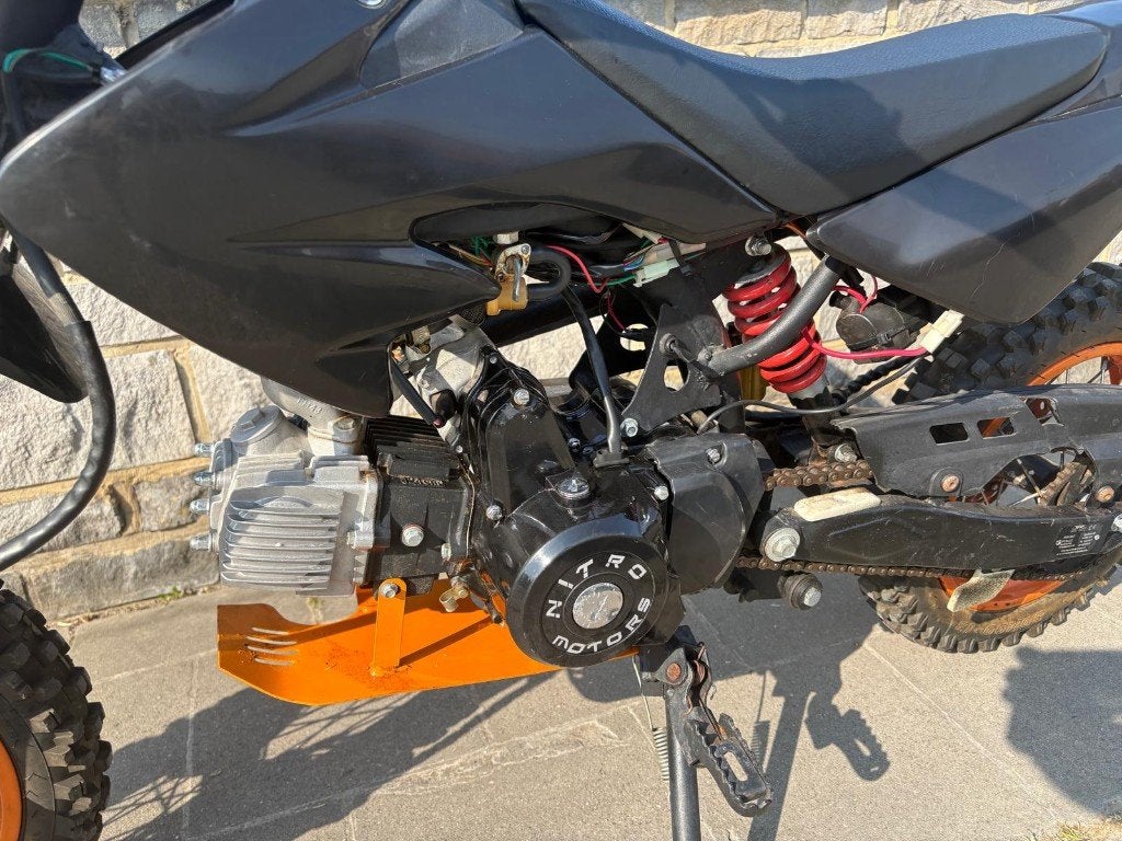 MOTO CROSS 125 CC, 1 cylindre, 124 cm³, Jusqu'à 11 kW