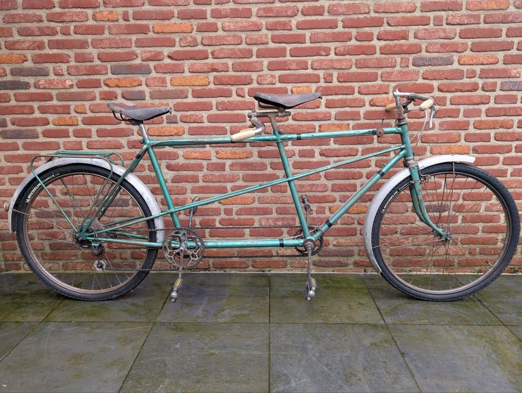 Retro sporttandem groen met lederen zadels, Enlèvement