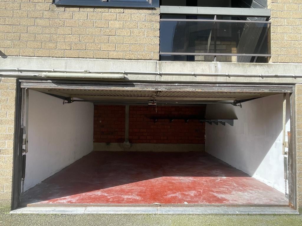 Dubbele garage te koop nabij jachthaven Blankenberge, Immo, Garages en Parkeerplaatsen, Provincie West-Vlaanderen