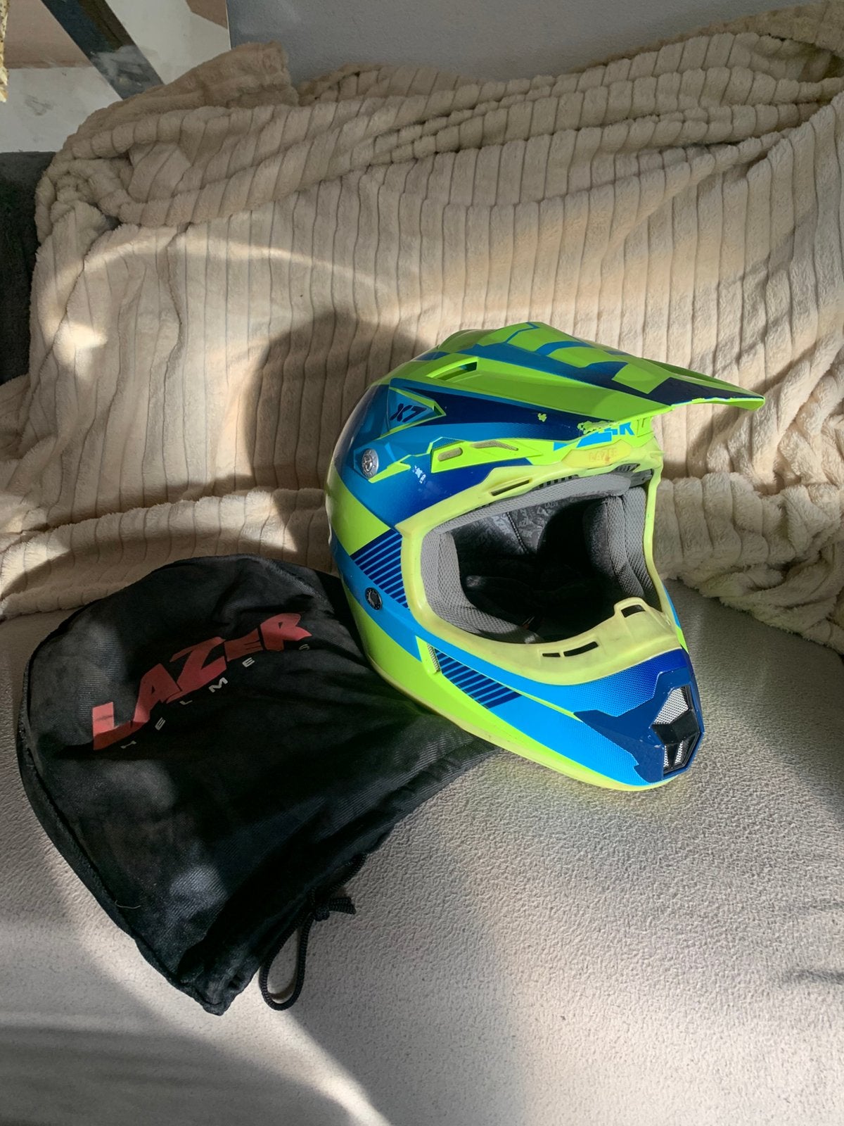 Crosshelm Motohelm Lazer M, Motos, Enlèvement, M, Lazer