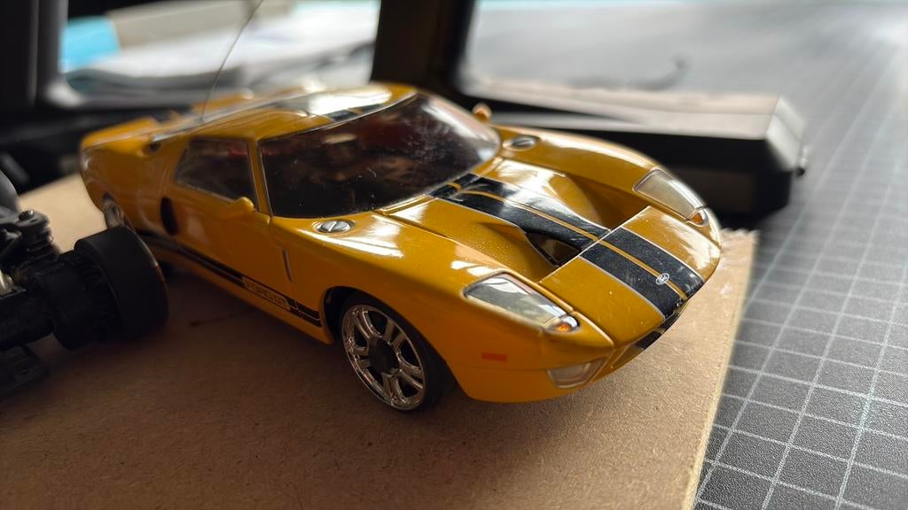 2 voitures rc  IWaver Kyosho, Ophalen of Verzenden, Zo goed als nieuw