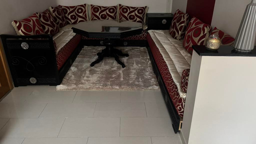 Marokkaanse zetel set, Ophalen