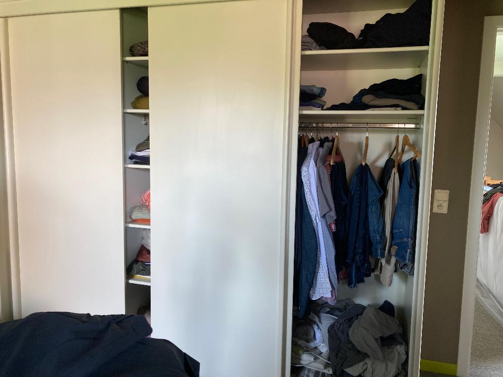 Kleerkast, Huis en Inrichting, Kasten | Kleerkasten, Ophalen, Met deur(en), Gebruikt, 200 cm of meer
