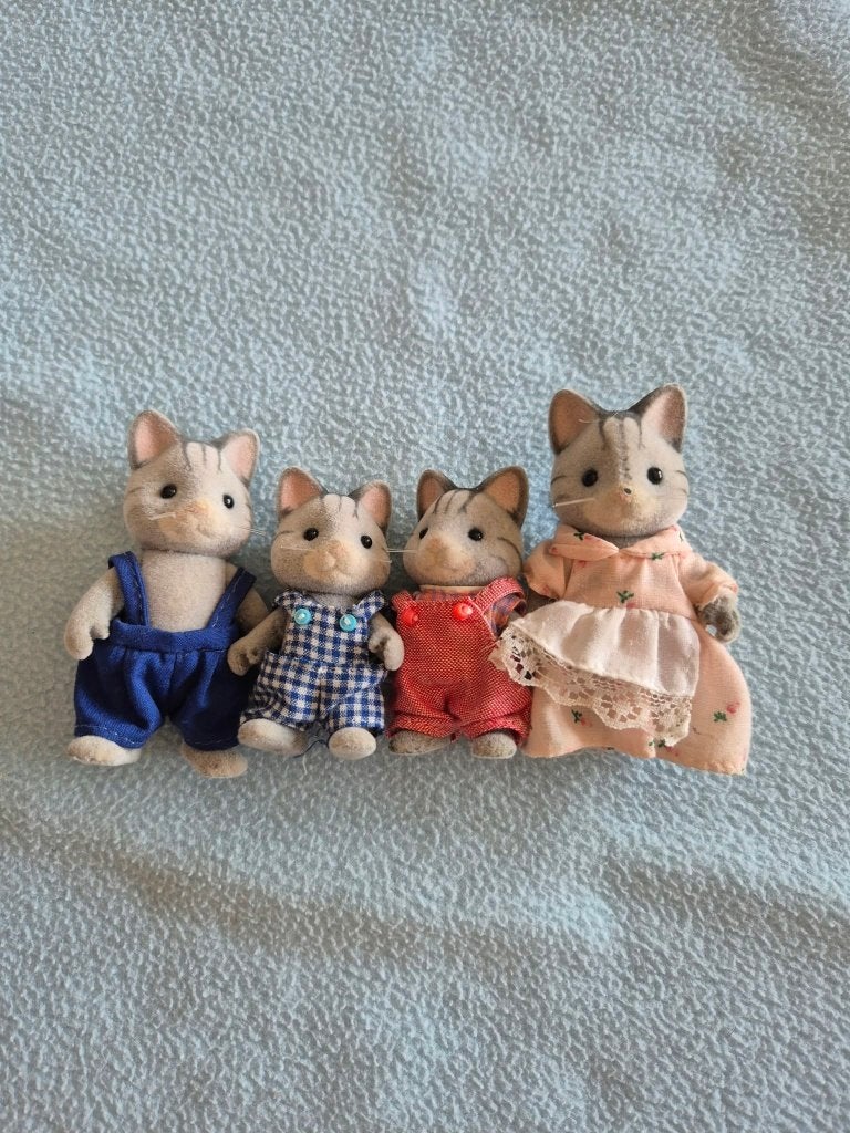 Sylvanian - Famille chats, Enlèvement ou Envoi, Comme neuf, Poupée de maison de poupées