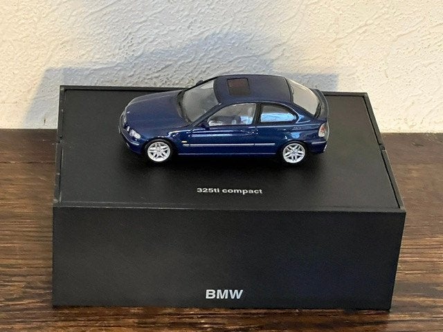 Minichamps, version concessionnaire BMW 325ti compacte, Enlèvement, Voiture, MiniChamps
