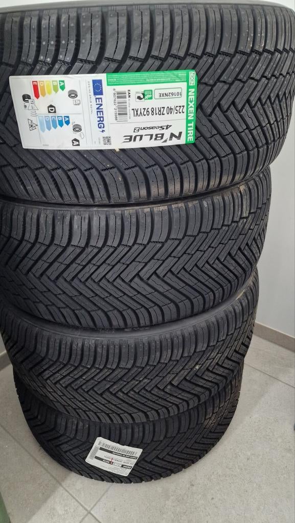 Pneus Neuf 225/40 ZR18 92YXL, Enlèvement, 4 Saisons, Pneu(s)