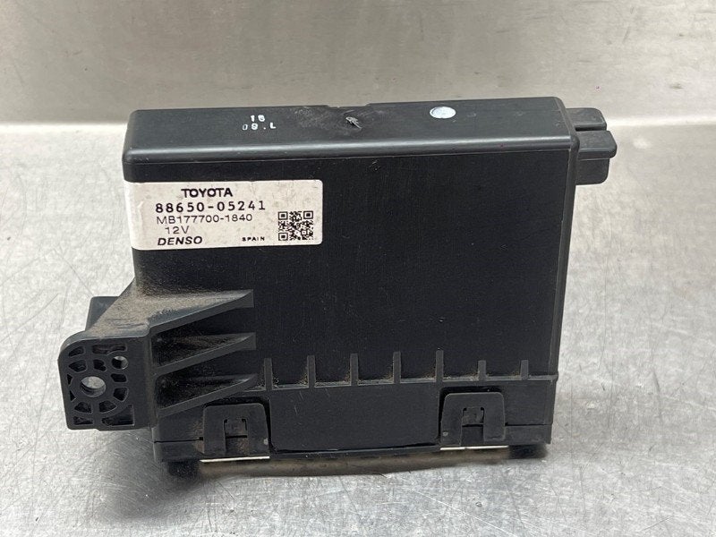 ORDINATEUR GESTION REFROIDISSEMENT Avensis Wagon (T27), Utilisé, Toyota
