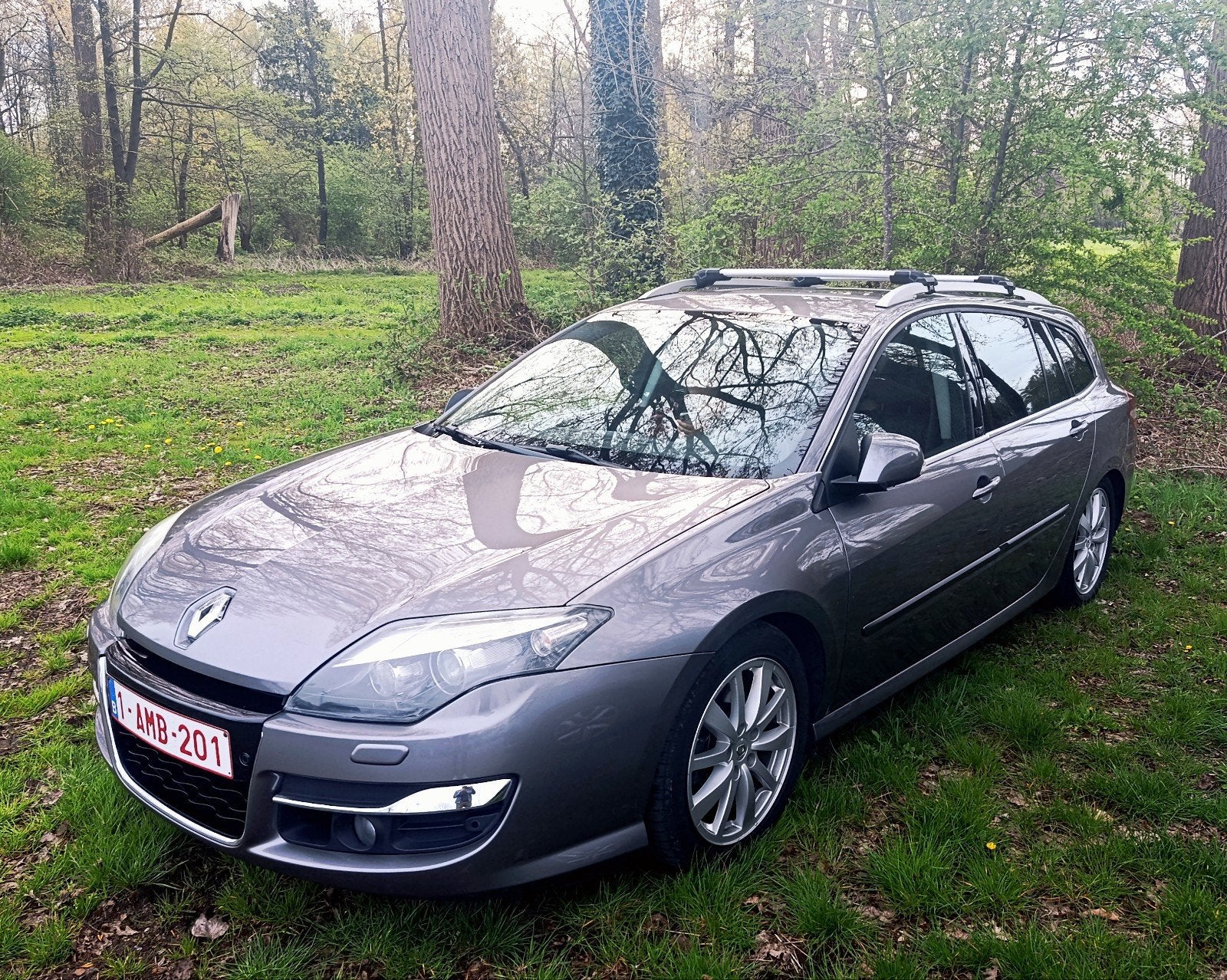 Renault Laguna 2.0dci 150 initiale paris, Autos, Cuir, Achat, Boîte manuelle, Noir