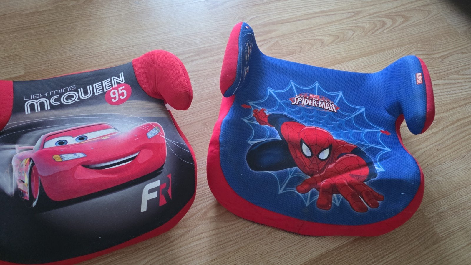 Lot de 2 siège auto pour enfant., Ophalen of Verzenden