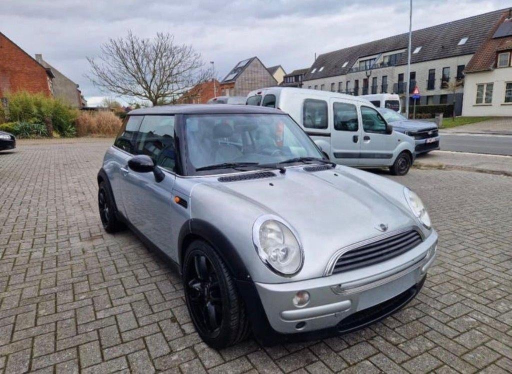Mini Cooper — 1.6 essence automatique Bj 2002 186 000 km, Cuir, Electronic Stability Program (ESP), Entreprise, Noir