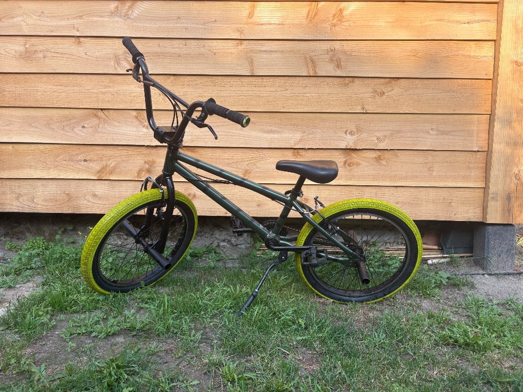 Bmx groen 20 inch, Fietsen en Brommers, Ophalen, Gebruikt, Voetsteunen
